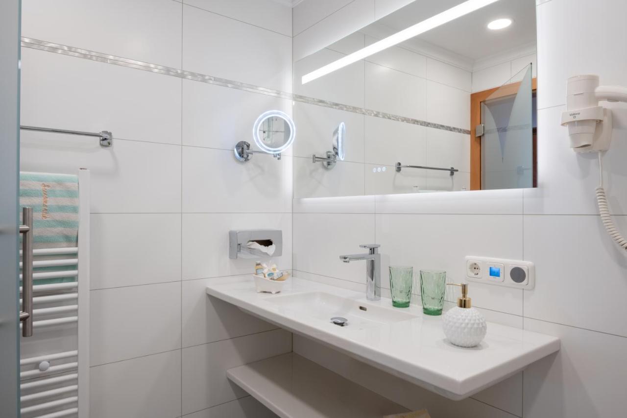 Haus Seeromantik Hotel Sankt Wolfgang im Salzkammergut Ngoại thất bức ảnh